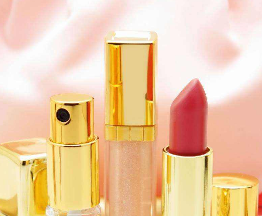 电商创业者选择淘宝化妆品货源要着重关注哪几点