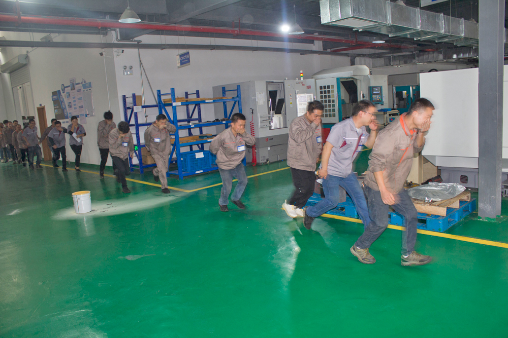 南京首塑公司2020年消防安全演习 南京首塑公司2020年消防安全演习