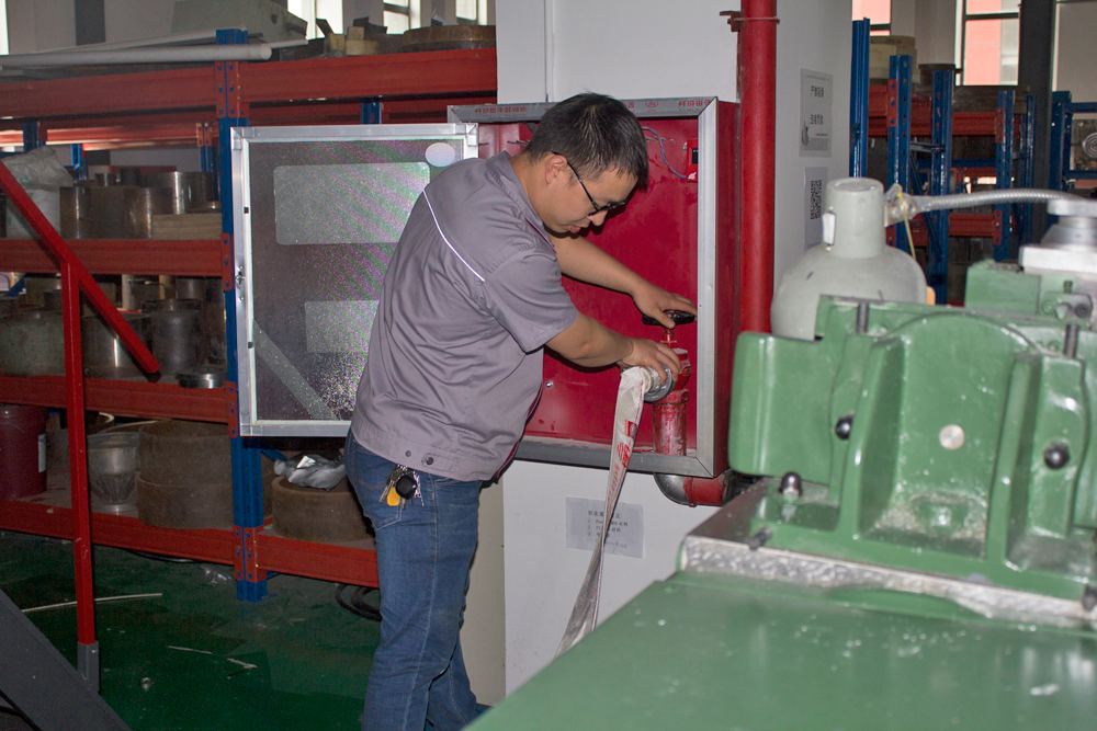 南京首塑公司2020年消防安全演习 南京首塑公司2020年消防安全演习