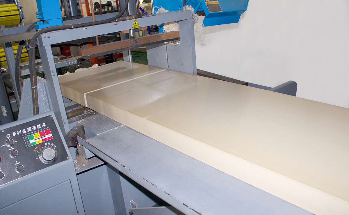 南京首塑公司成功挤出厚尺寸80mmPEEK板材 南京首塑公司成功挤出厚尺寸80mmPEEK板材